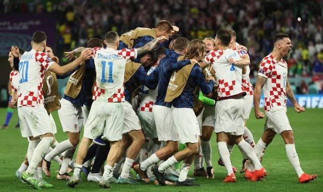 开运体育手机APP下载-培养莫德里奇+门神 击败巴西也是迪纳摩的胜利