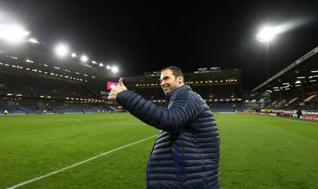 开运体育官方网站-切赫离任分裂球迷&amp;英媒：清扫功勋or清理旧势力？